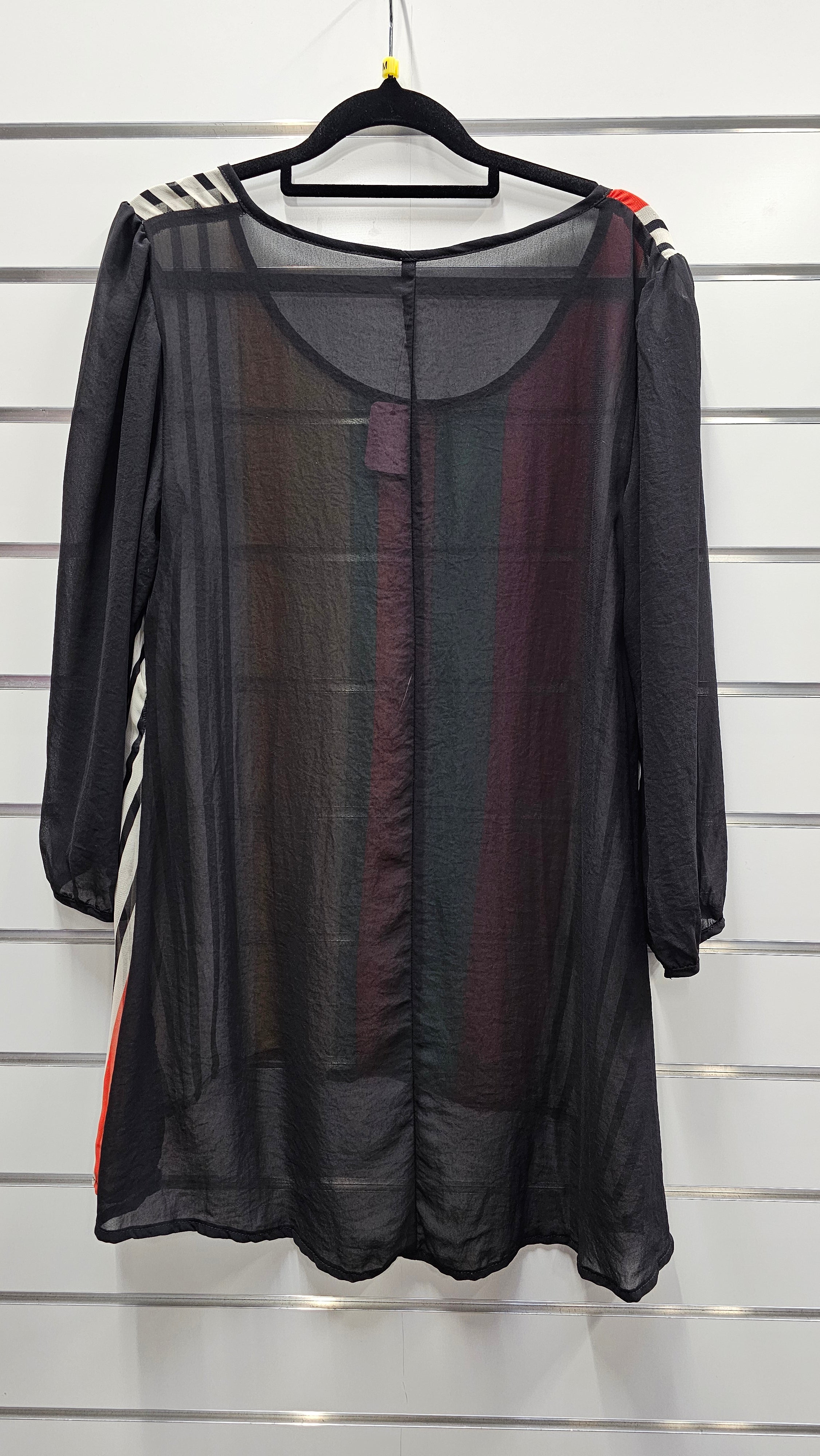 Annah Stretton 3/4 Sleeve Blouse - M image 1