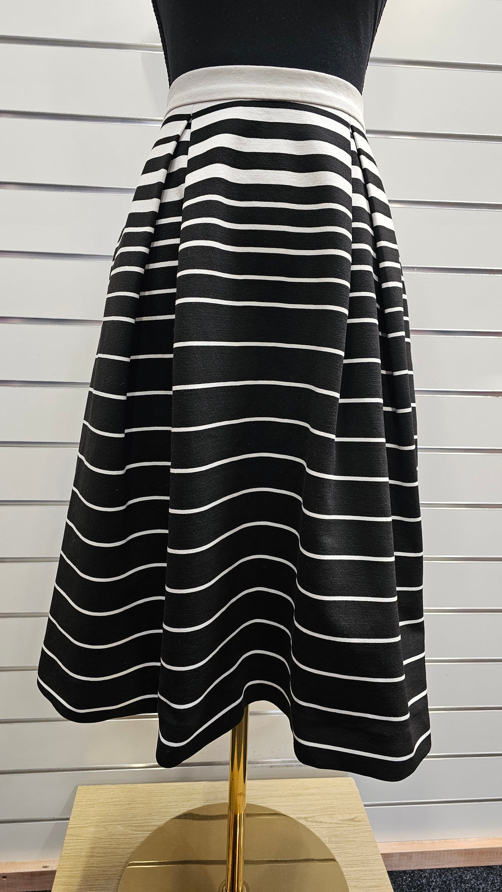 Nicholas Black And White Skirt - 12 image 0