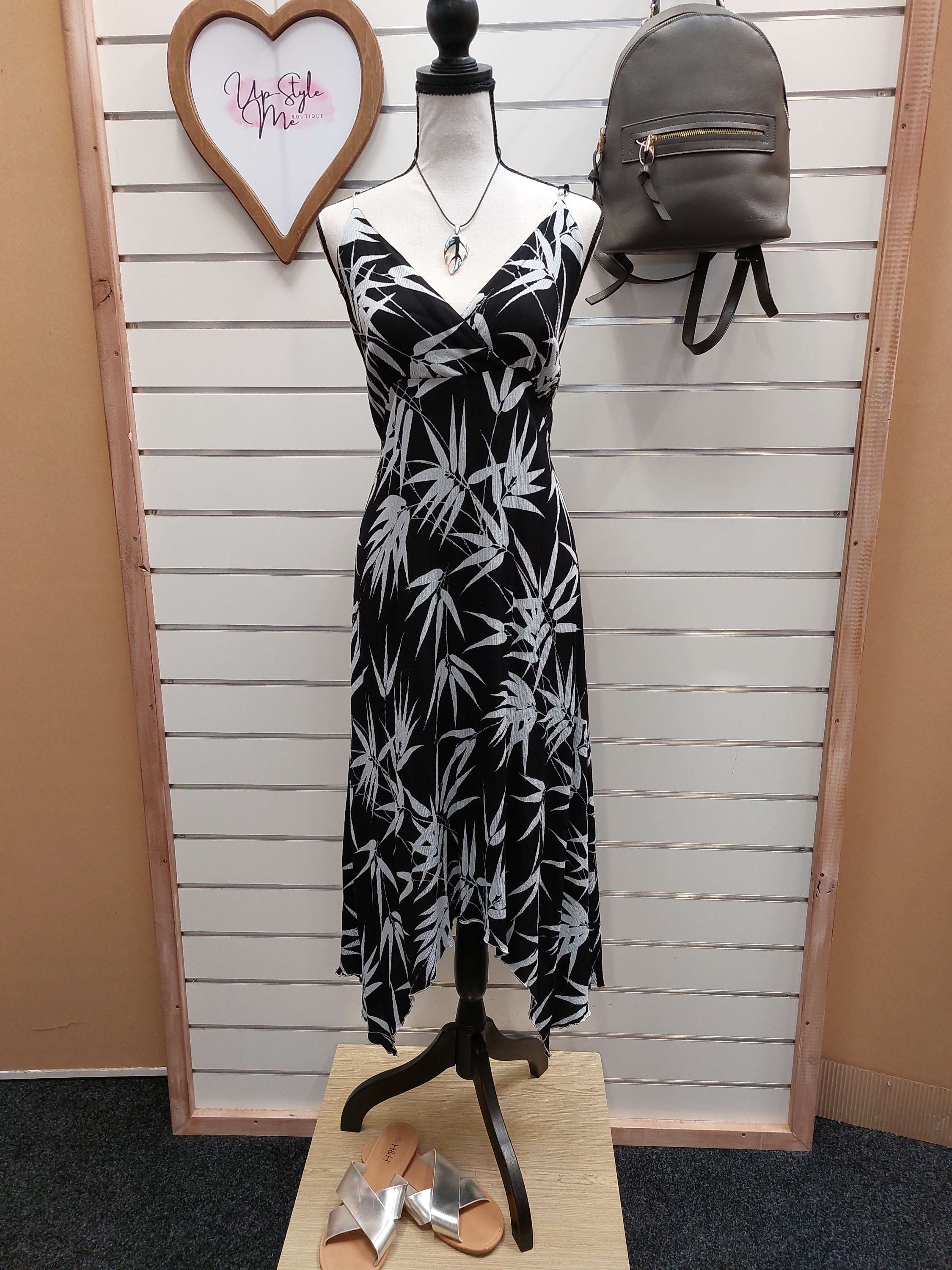 Meng Design Summer Dress - XL image 0