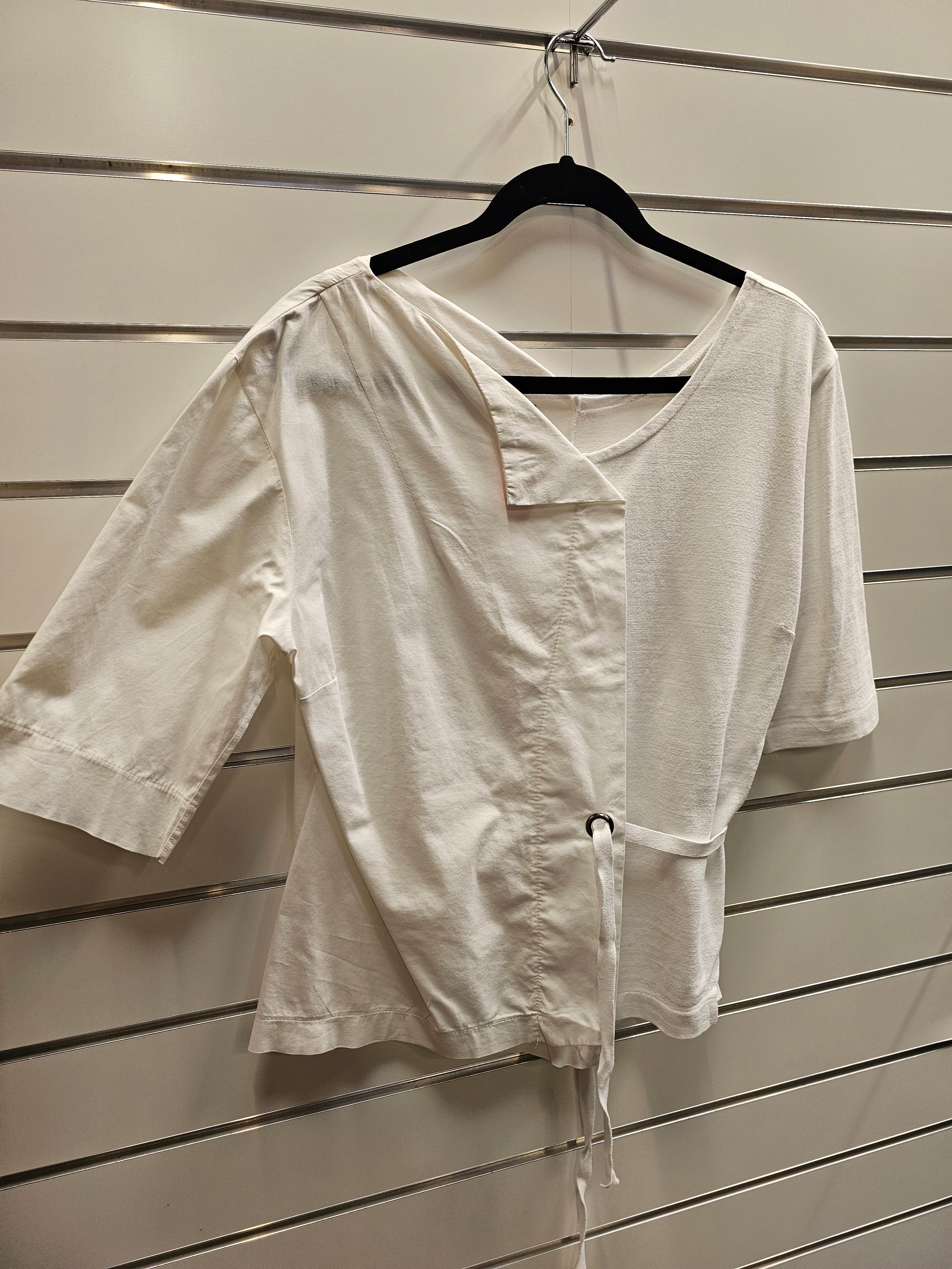 Mild Red White 100% Cotton Blouse - XL image 1