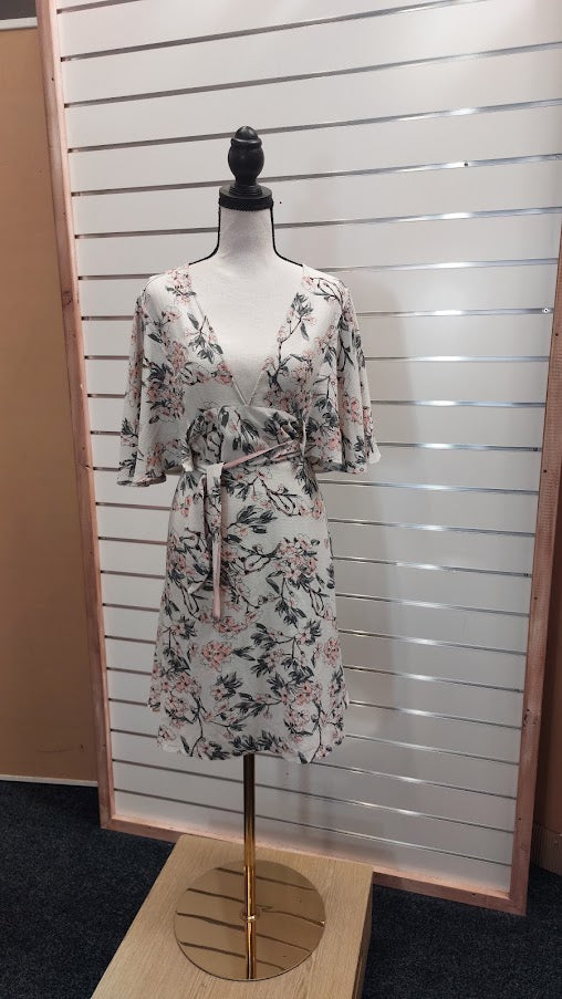 Boohoo Multi V Neck Dress - 18