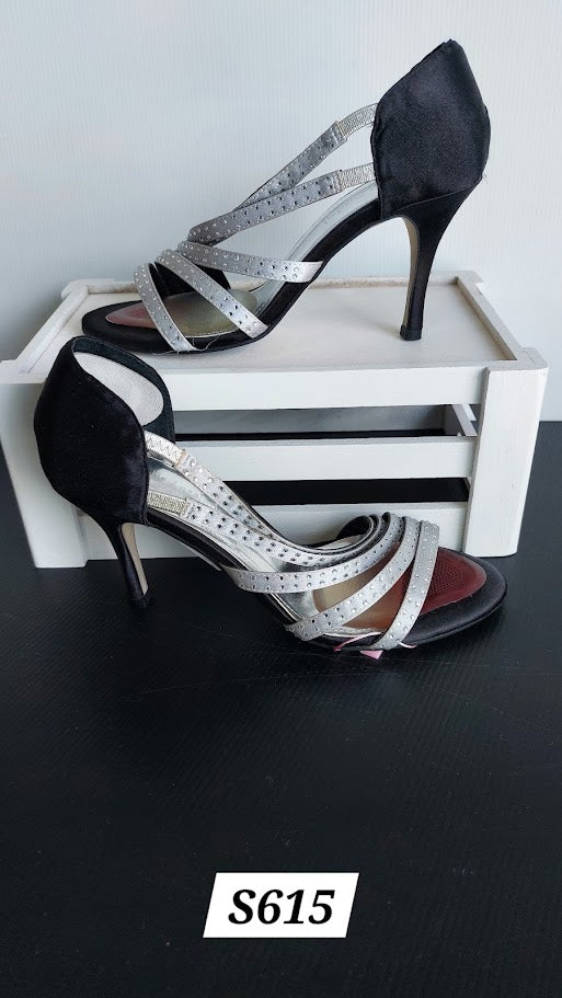Isabella Aneslmi Silver Strap Heel - 38