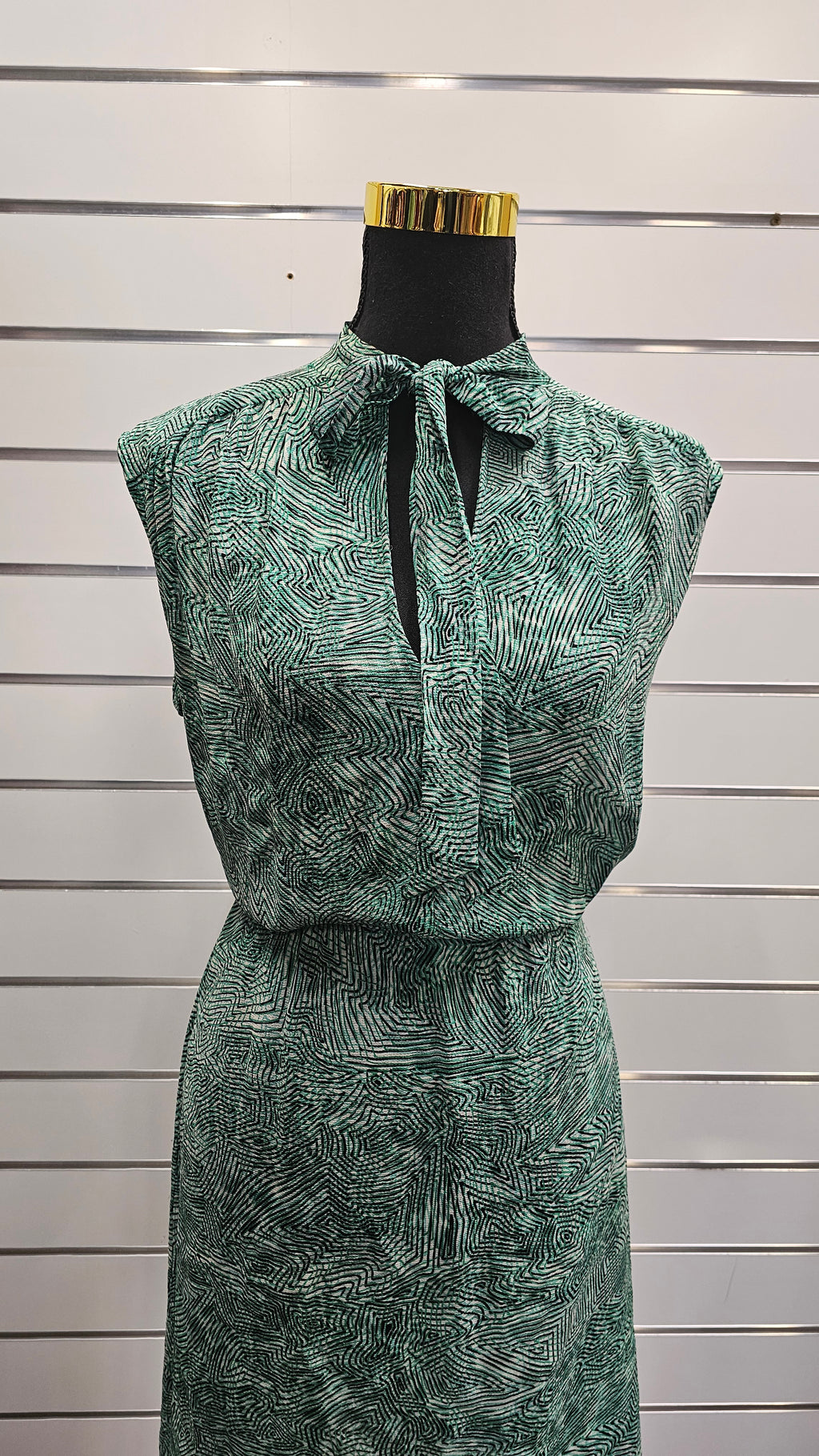 Helen Cherry 100% Silk Dress - 12