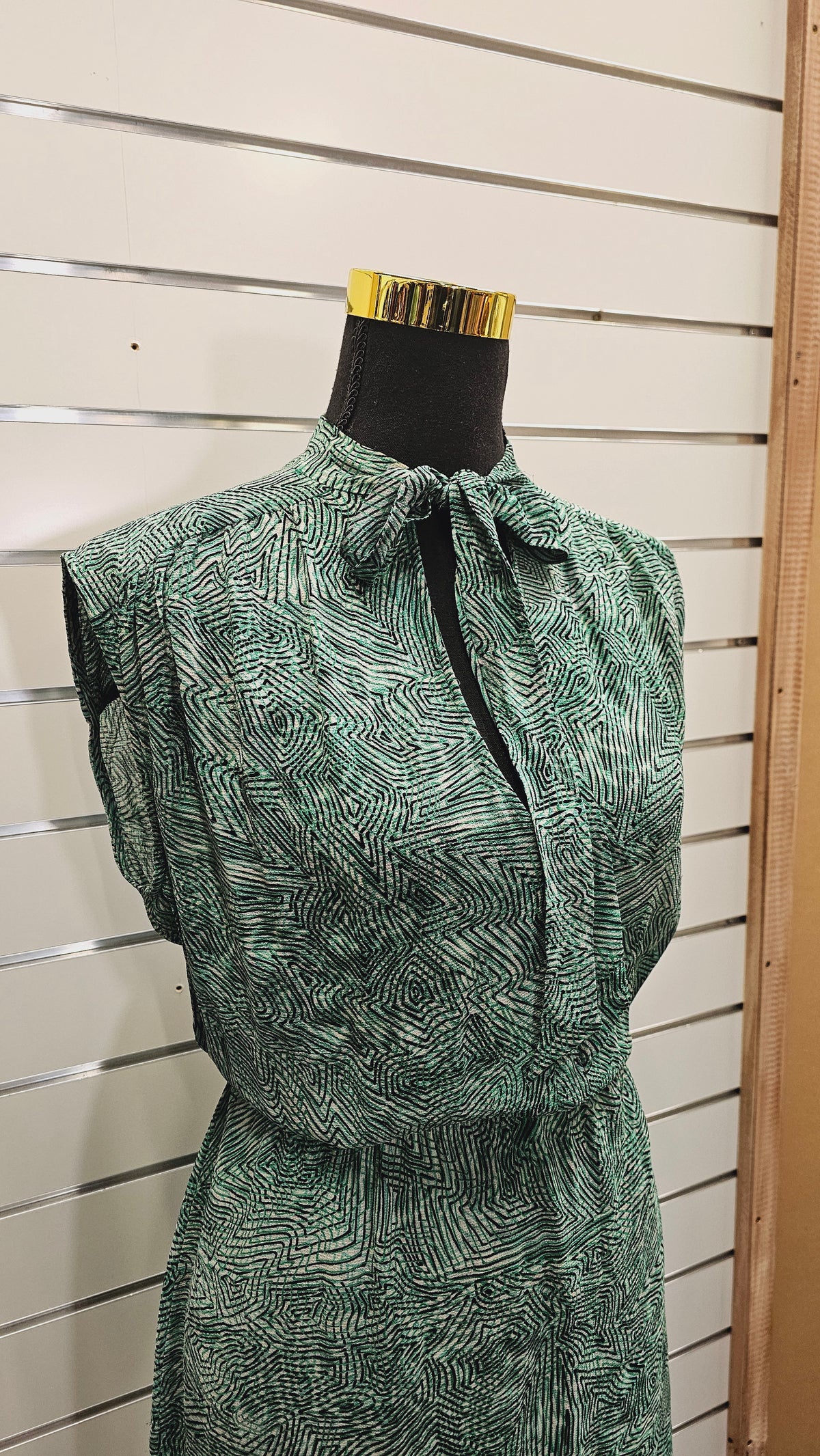 Helen Cherry 100% Silk Dress - 12