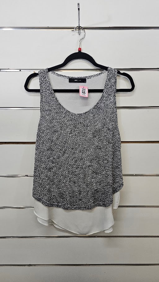 Decjuba Grey White Sleeveless Layered Top with Shimmer - LG