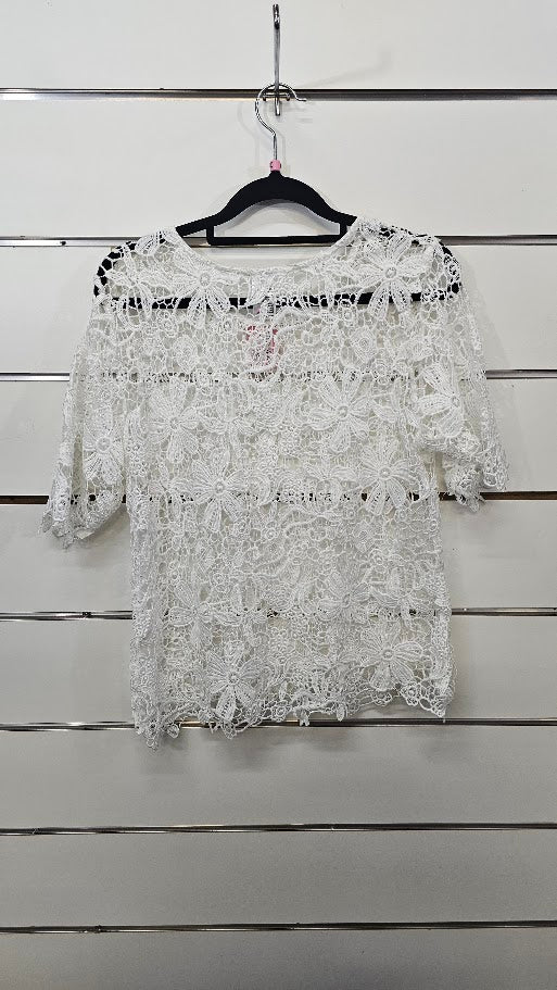 Now White Lace Rose Design Top with Button at Neck - 10