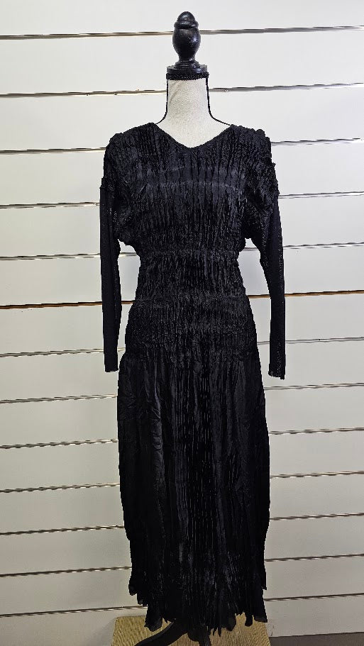 Issy Mayake Black L/S Pleated and Ruched Maxi Dress - 3