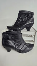Clarks Black Ankle Boot - 7