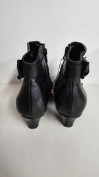 Clarks Black Ankle Boot - 7