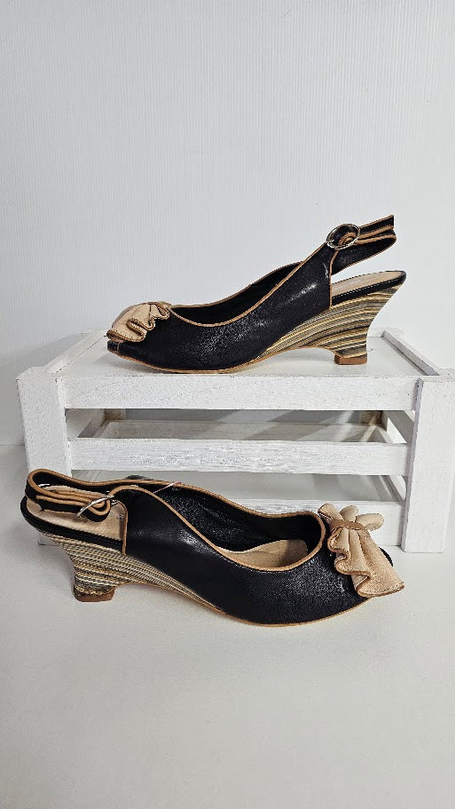 Django & Juliette Black/Tan -37