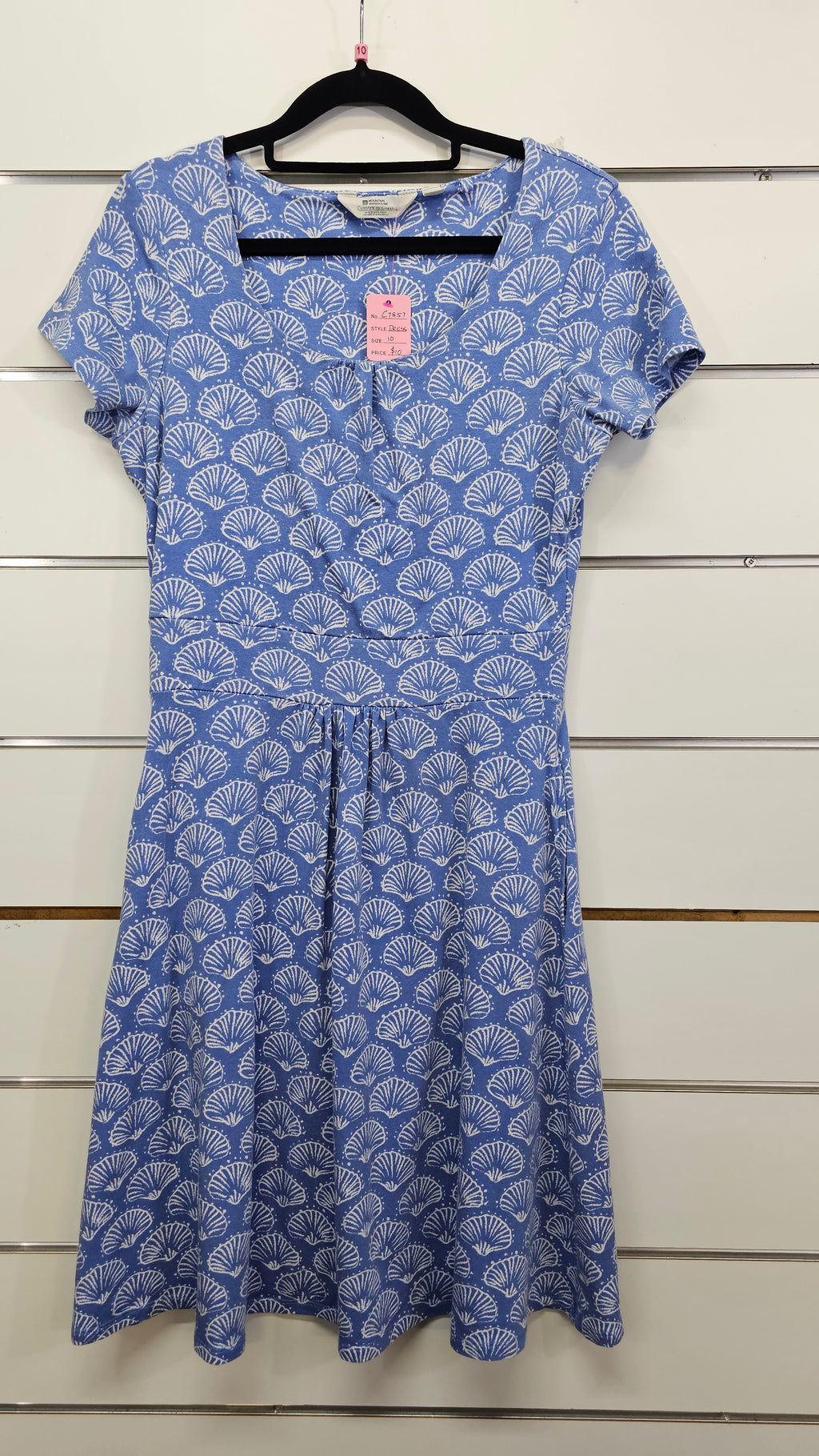 Country to Coast, Blue/White Floral, Round Neck Short Sleeve Midi Dress – 10