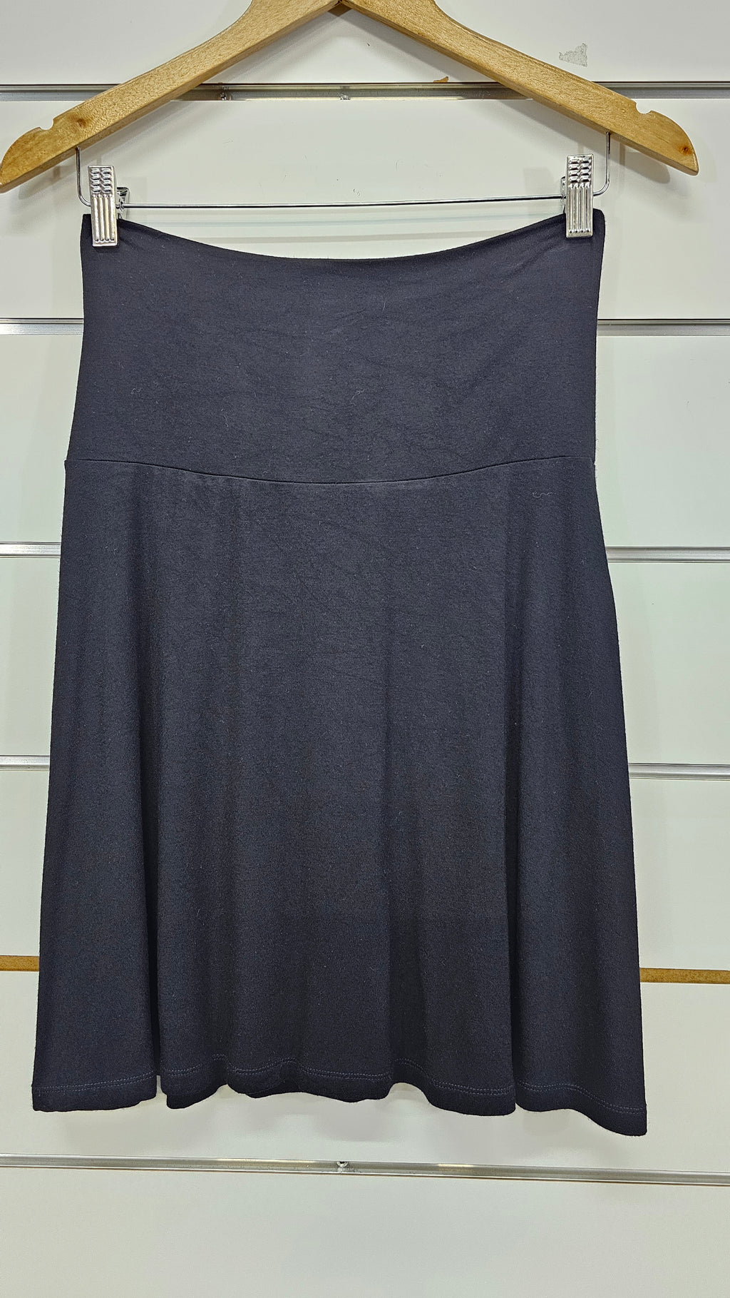 Bodycode, Black, Wide Band Fluted Skirt – S