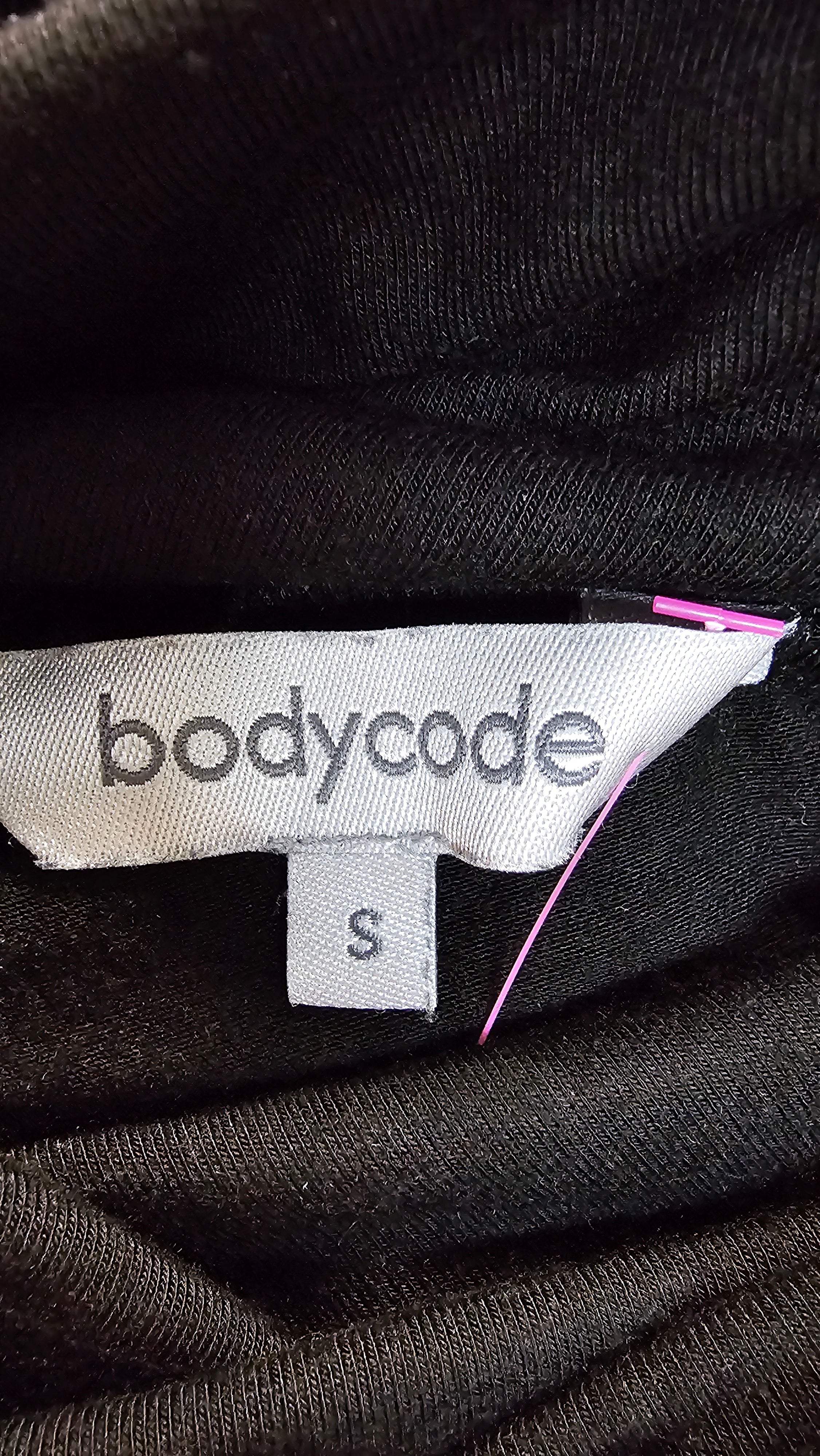 Bodycode, Black, Wide Band Fluted Skirt – S