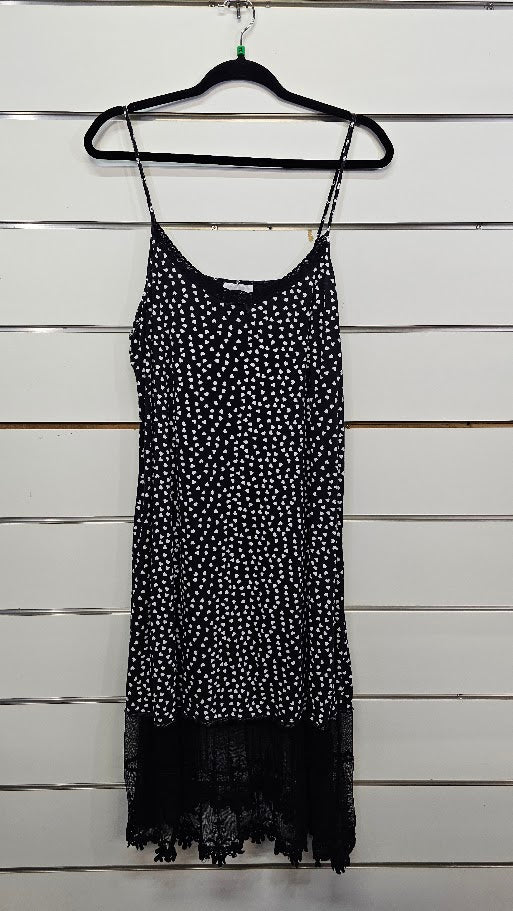 Class Black Nightie With Hearts -XL