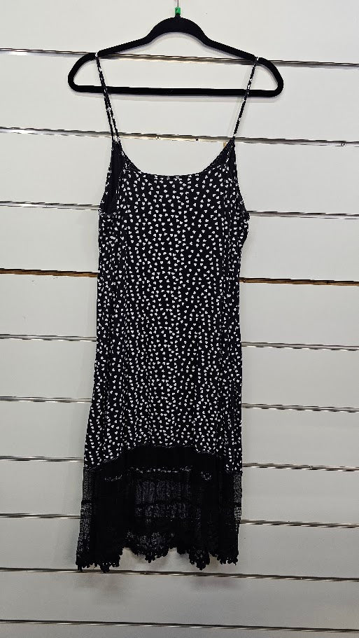 Class Black Nightie With Hearts -XL