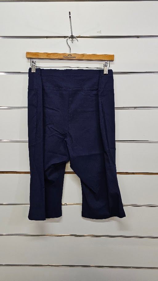City Collection Navy 3/4 Pants - 20