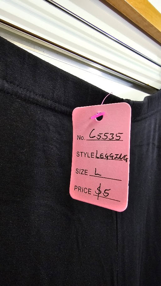 City Collection Black Leggings - L