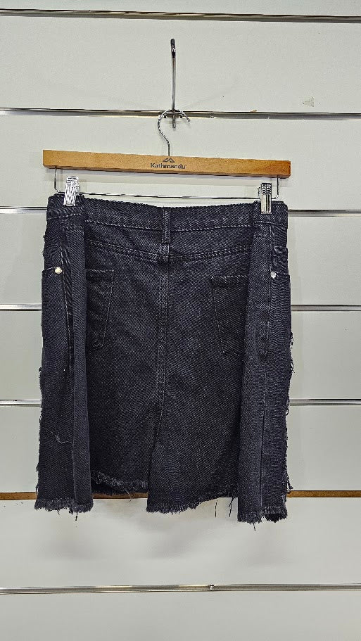 Boohoo Black Denim Shorts - 18