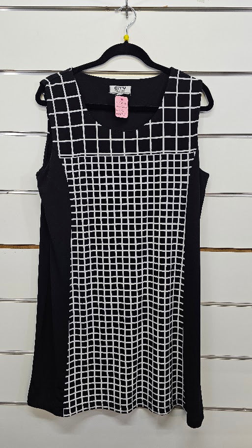City Collection Checkered Dress - 16