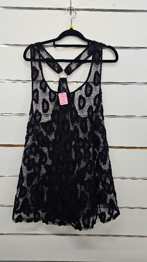 Black Sleeveless Mesh Blouse - M