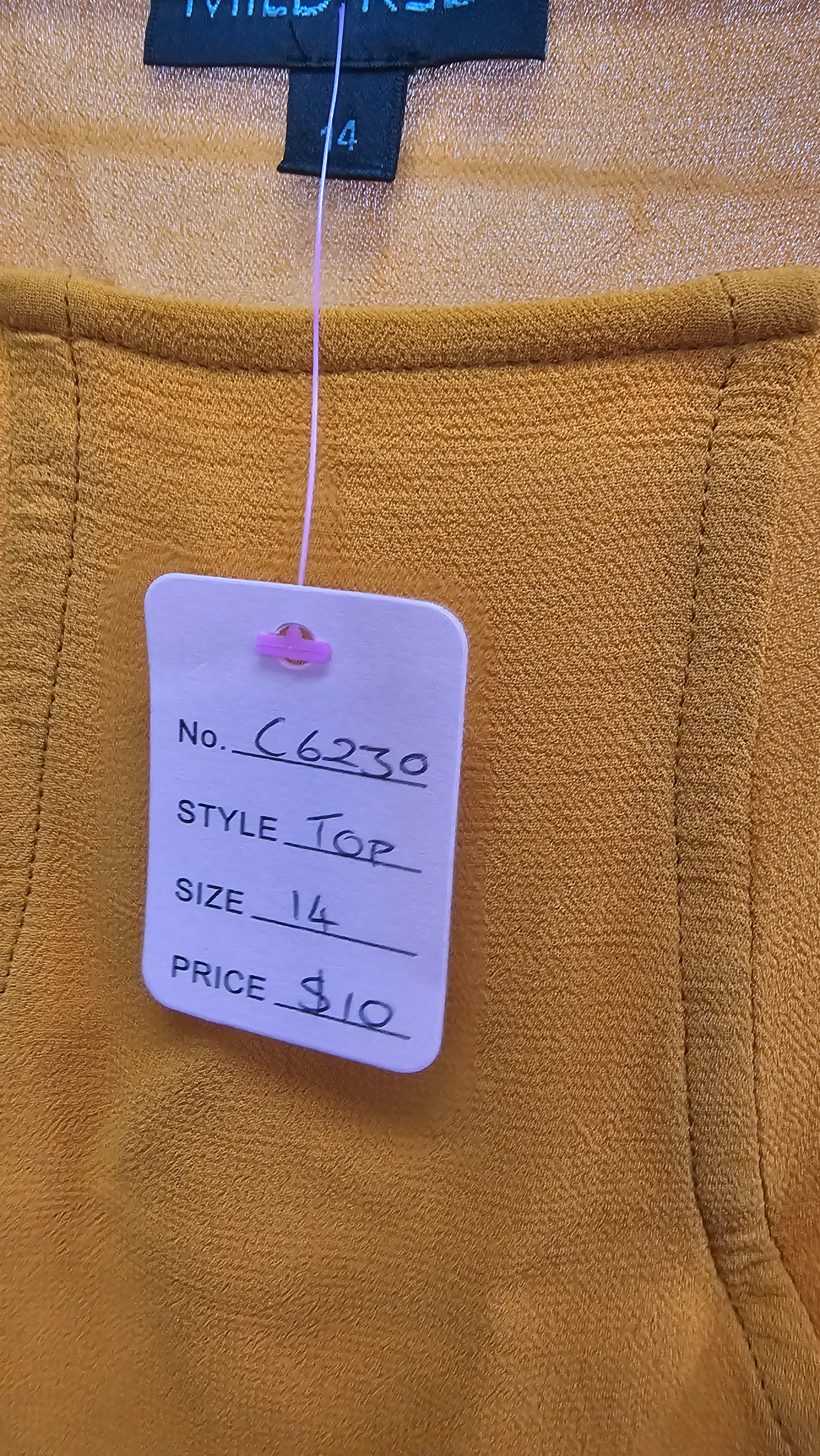 Mild-red Orange Short Sleeve Top - 14