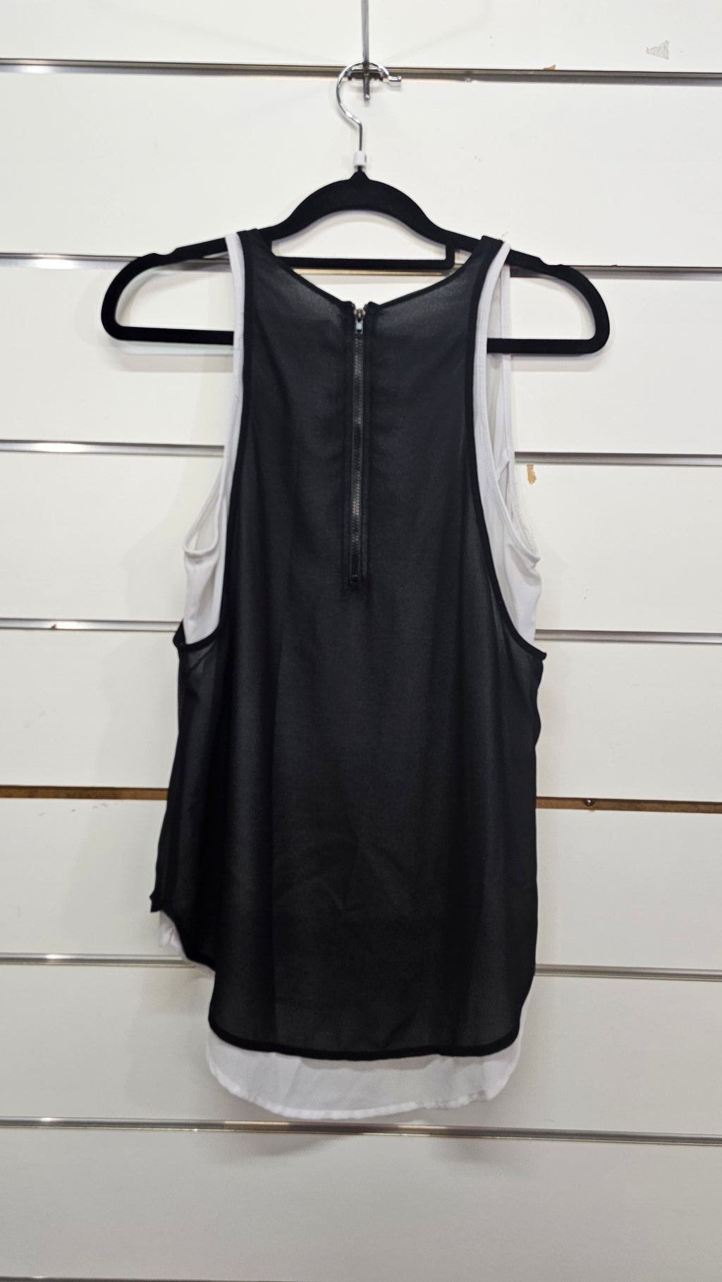 Portmans B+W Sleeveless Blouse - 8