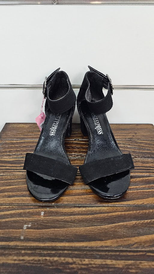 Style Express Black Suede Ankle Strap Block Heel Peeptoe - 5