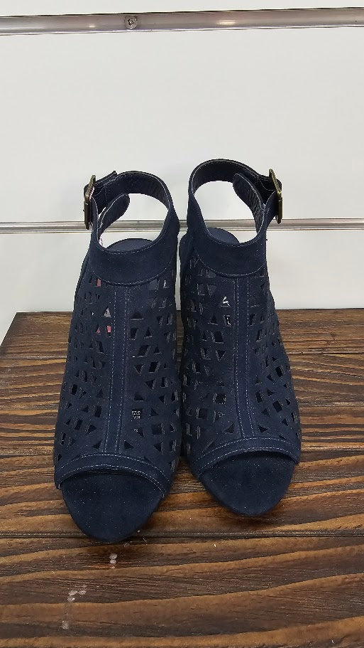 Style Express Navy Block Heel Peeptoe Ankle Strap - 6