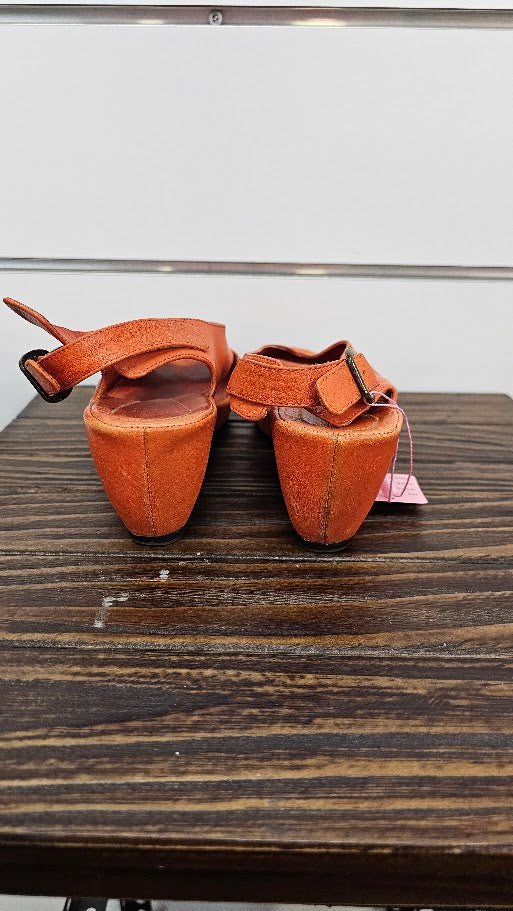 Django & Juliette Orange Peeptoe Crossover Heel - 36
