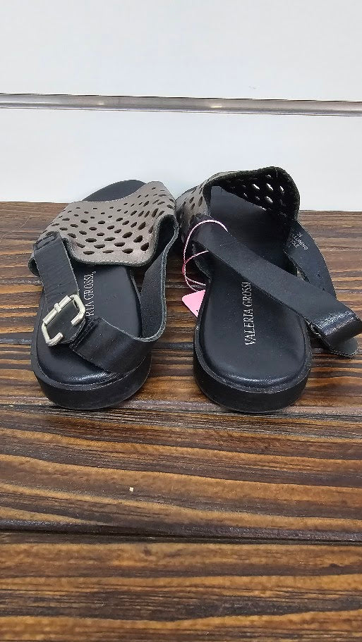 Valeria Grossi Grey/Black Flat Sandal - 5