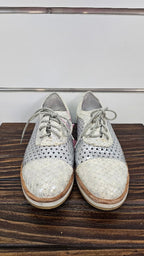 Silver/Cream Lace Up Shoes - 36