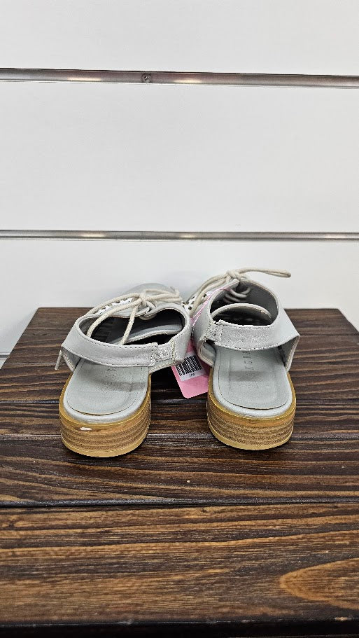 Sakura Grey/White Lace Up Open Heel Shoes - 5