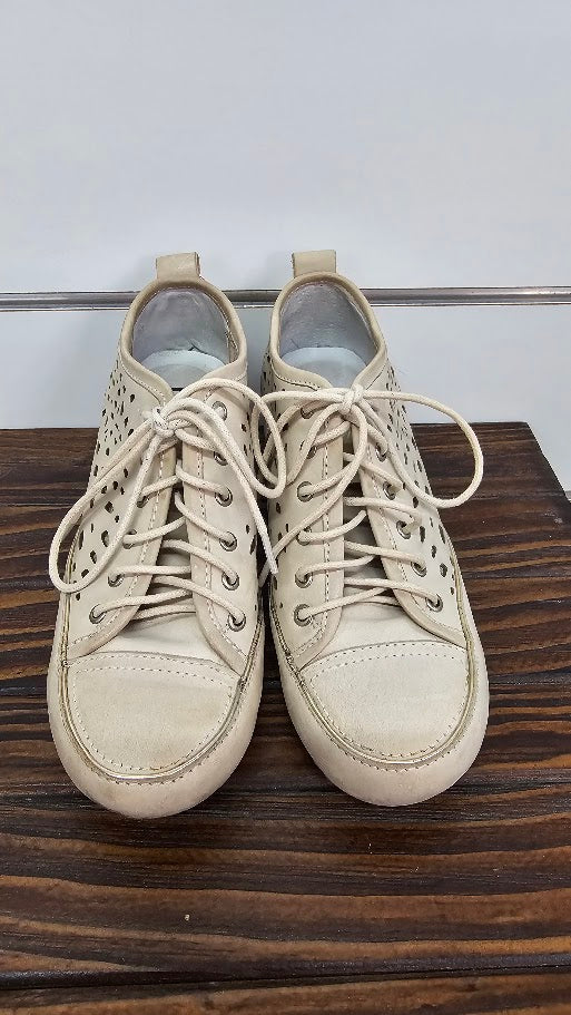 Nu by Neo Cream Lace Up Cutout Shoe - 36