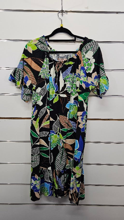 Wednesday Lulu Green Floral Linen Dress - M
