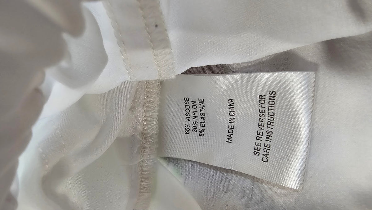 Line 7 White Knee Length Shorts - 10