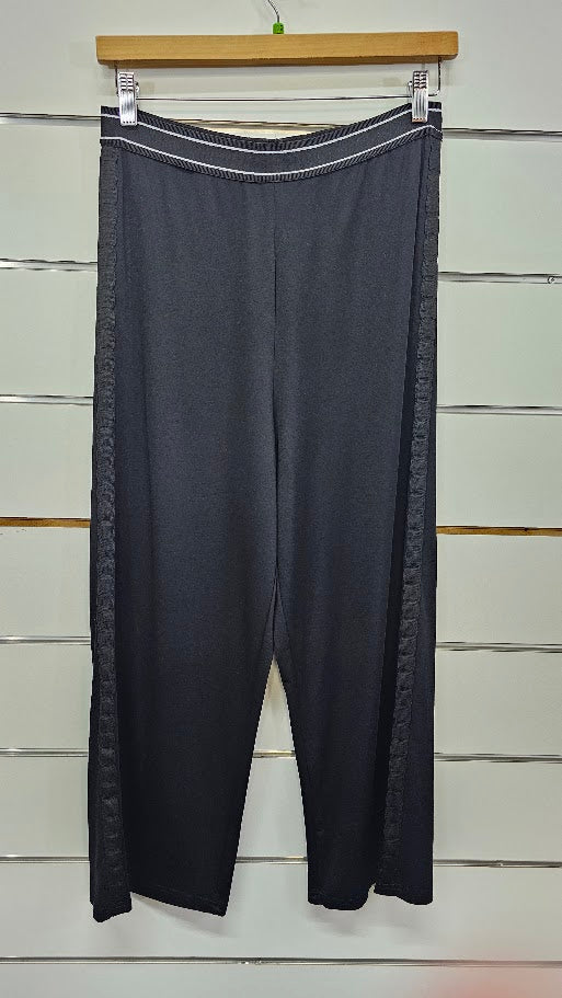 Democracy Black Stretch Pants - 12