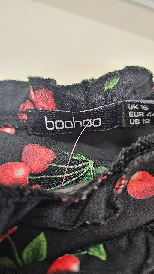 Boohoo Black Cherry Mini Dress - 16