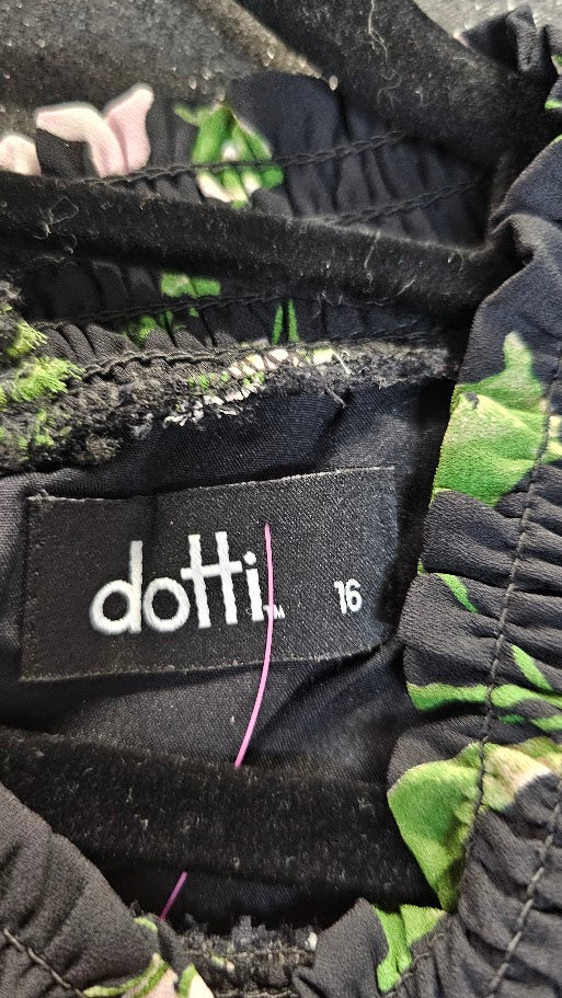 Dotti Black Floral Dress - 16