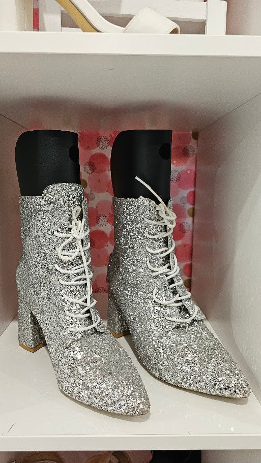 Temu Silver Glitter Boots - 41