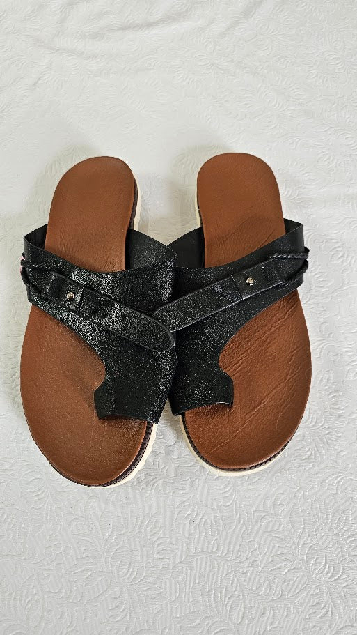 Black Sandal - 38