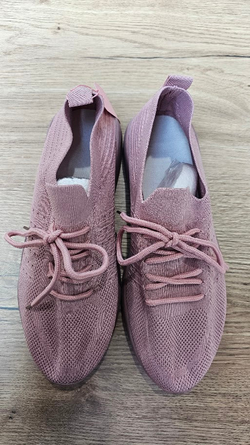 Pink Sneaker - 43