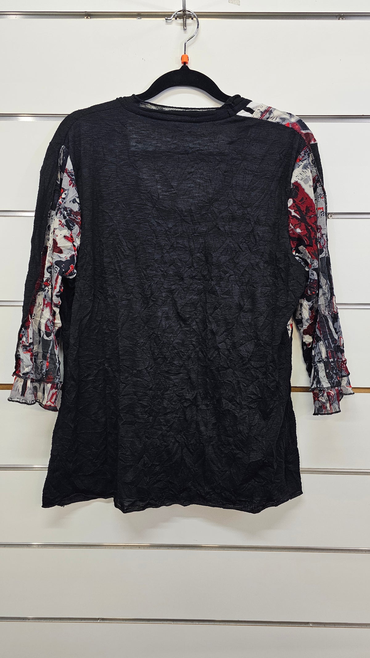 Kakie Black Red White Patch Top 14