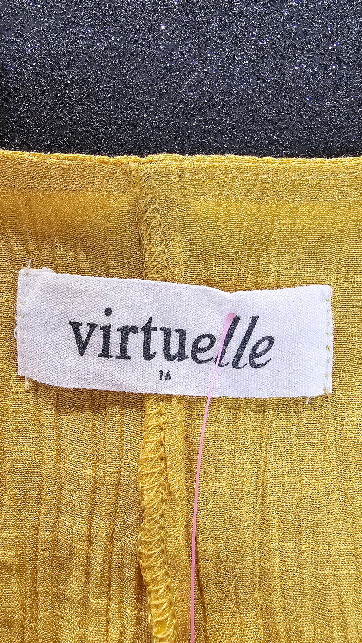 Virtuelle Yellow Layered Ruched Tunic - 16