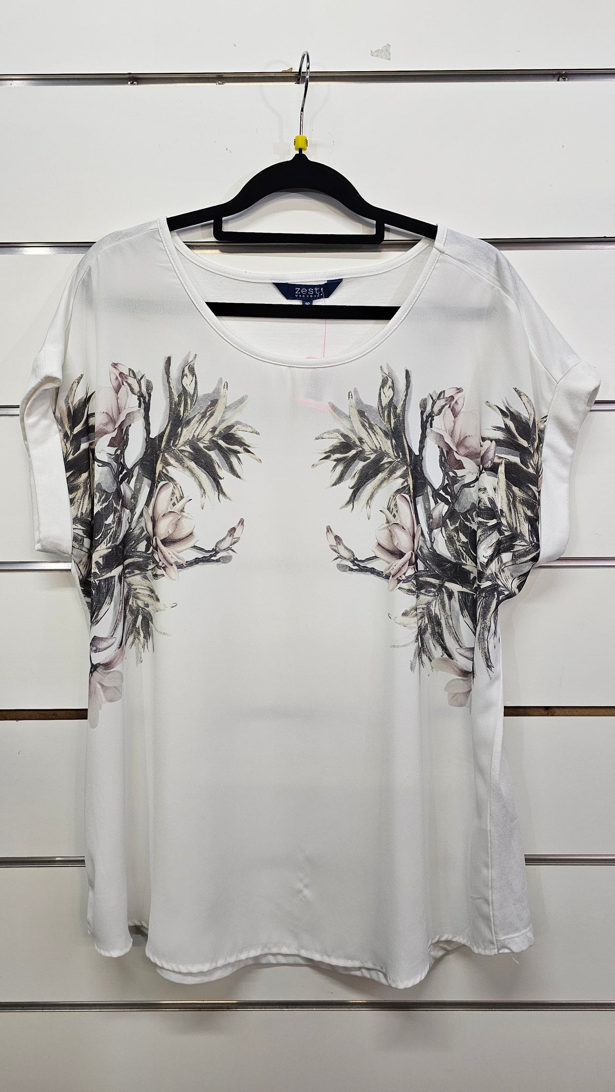Zest White Floral-Print Short-Sleeve Blouse - 16