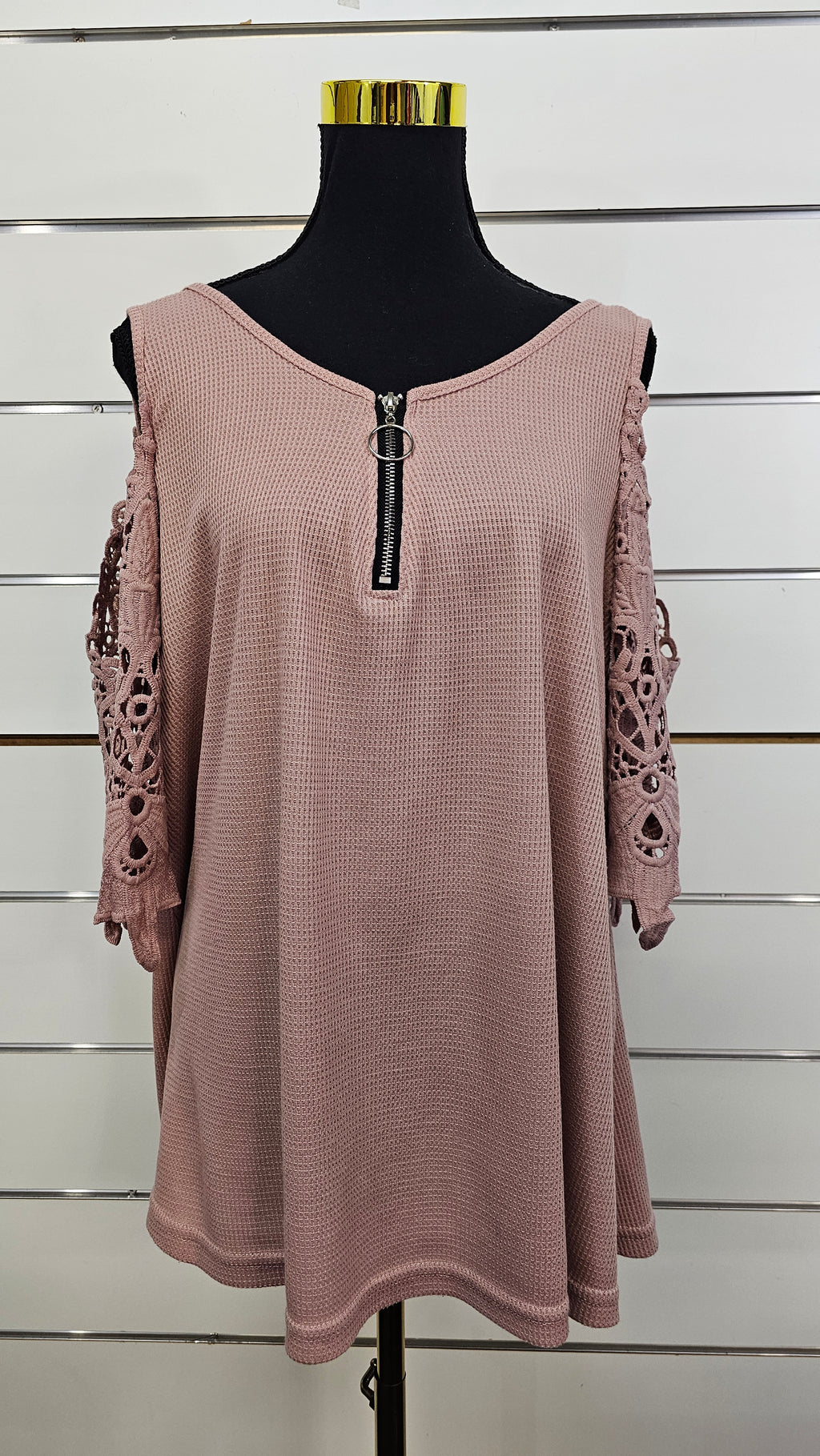 Dusky Pink Lace-Sleeve Open-Shoulder Top - 16