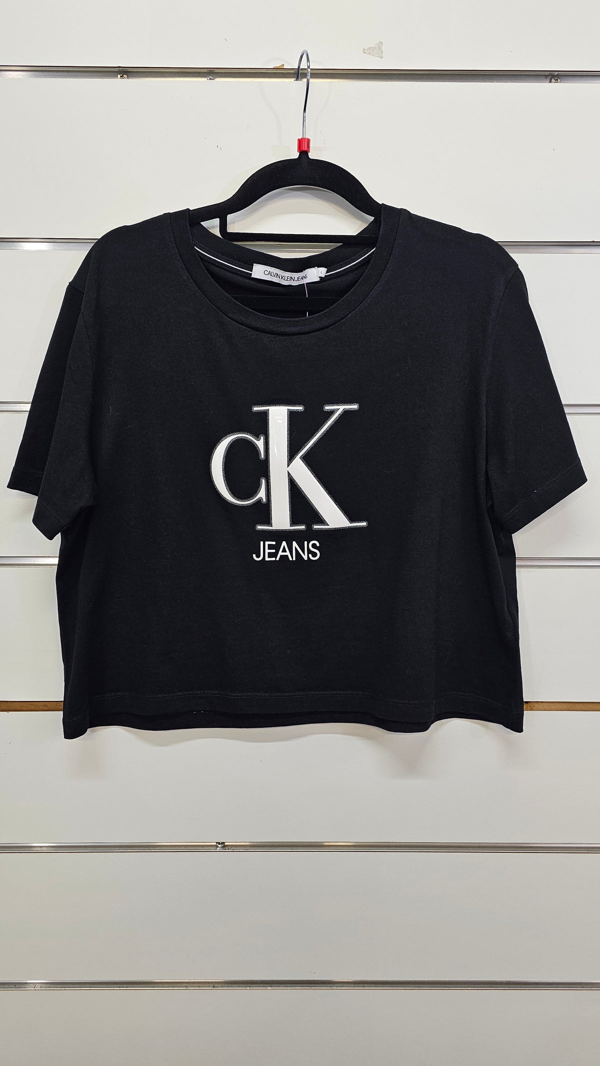 CK Jeans Cropped T-Shirt with Logo Print - L