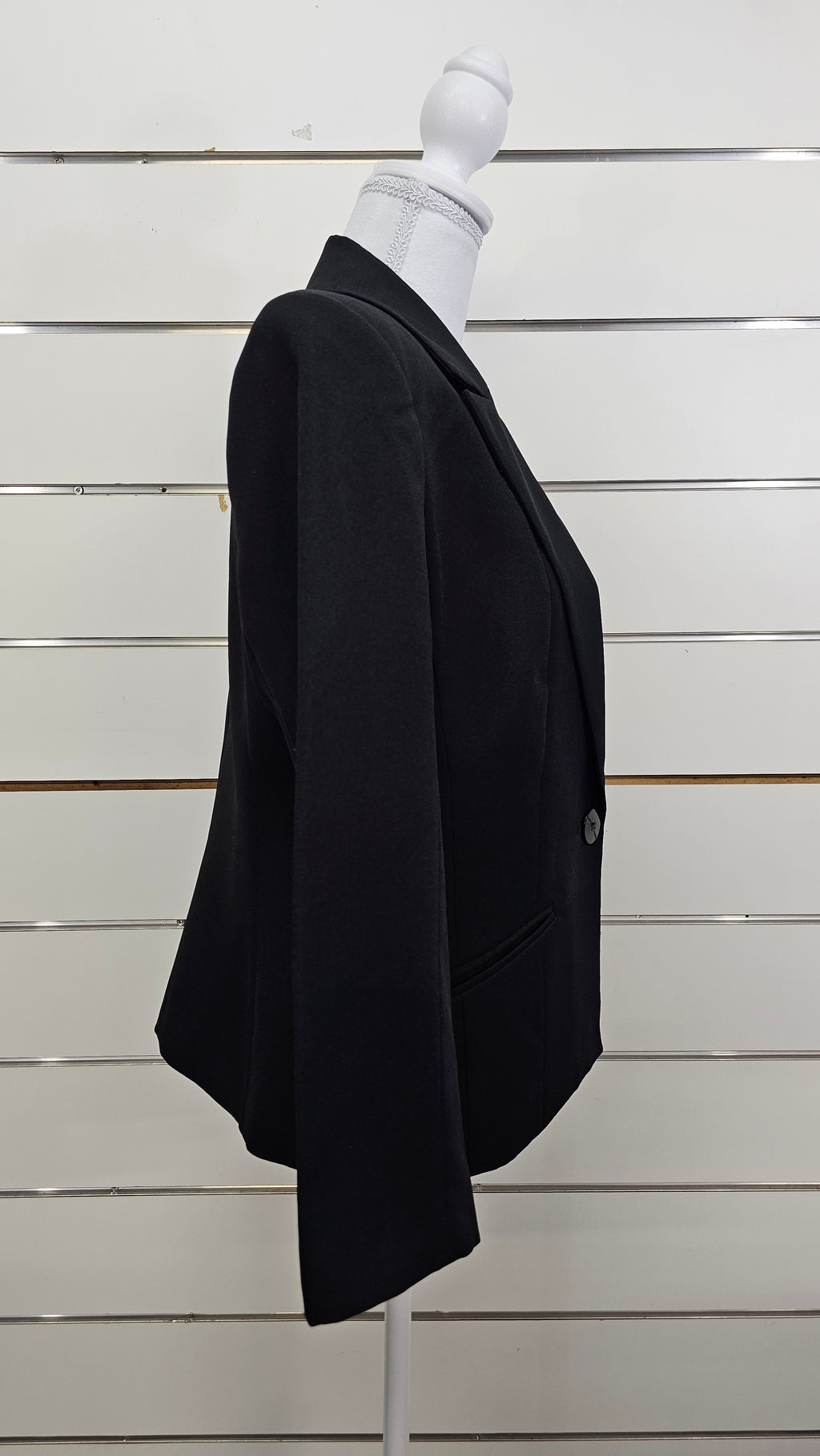 Classique Black Button-Front Blazer - 12