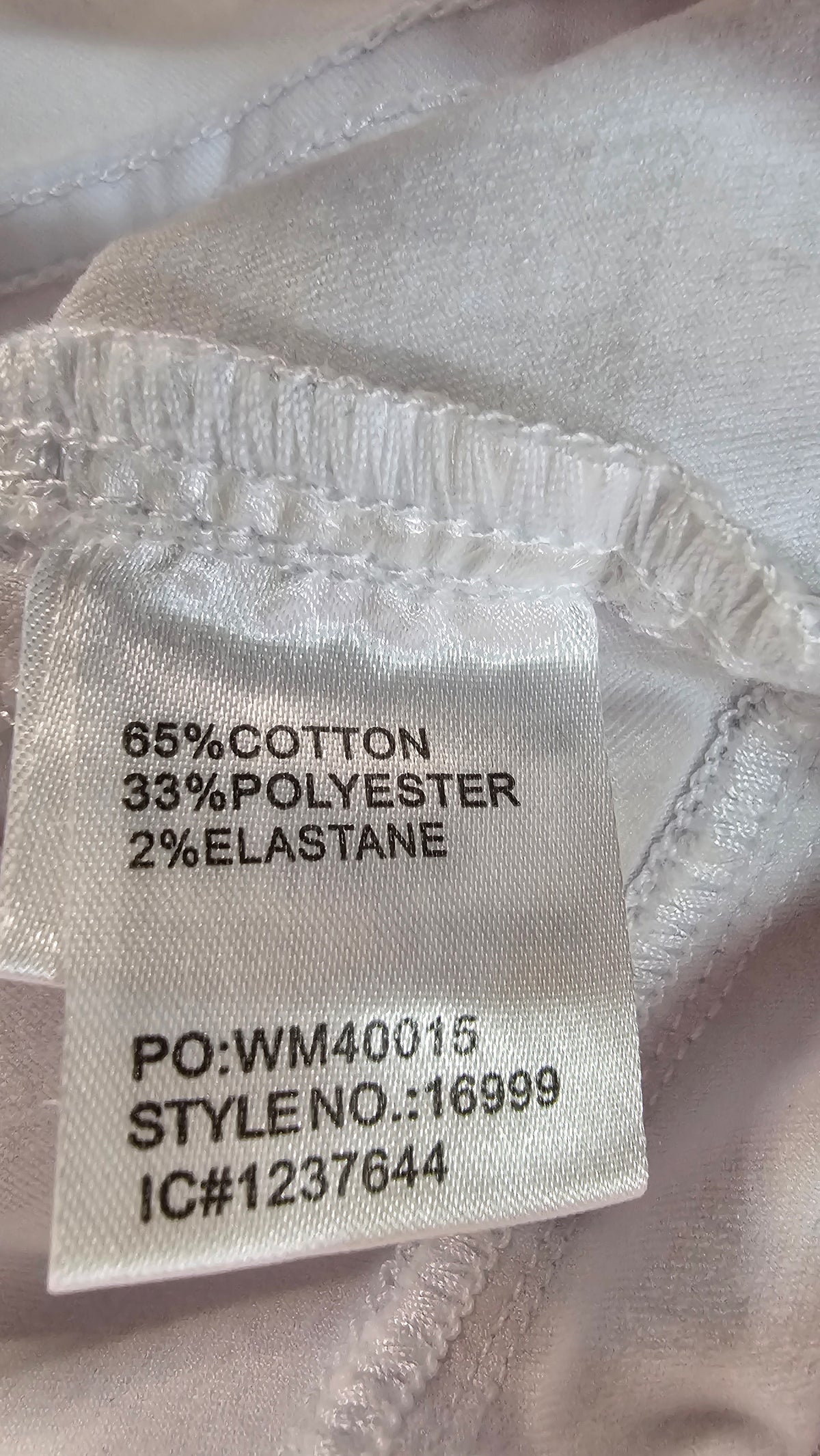 White Threadz Jeans - L