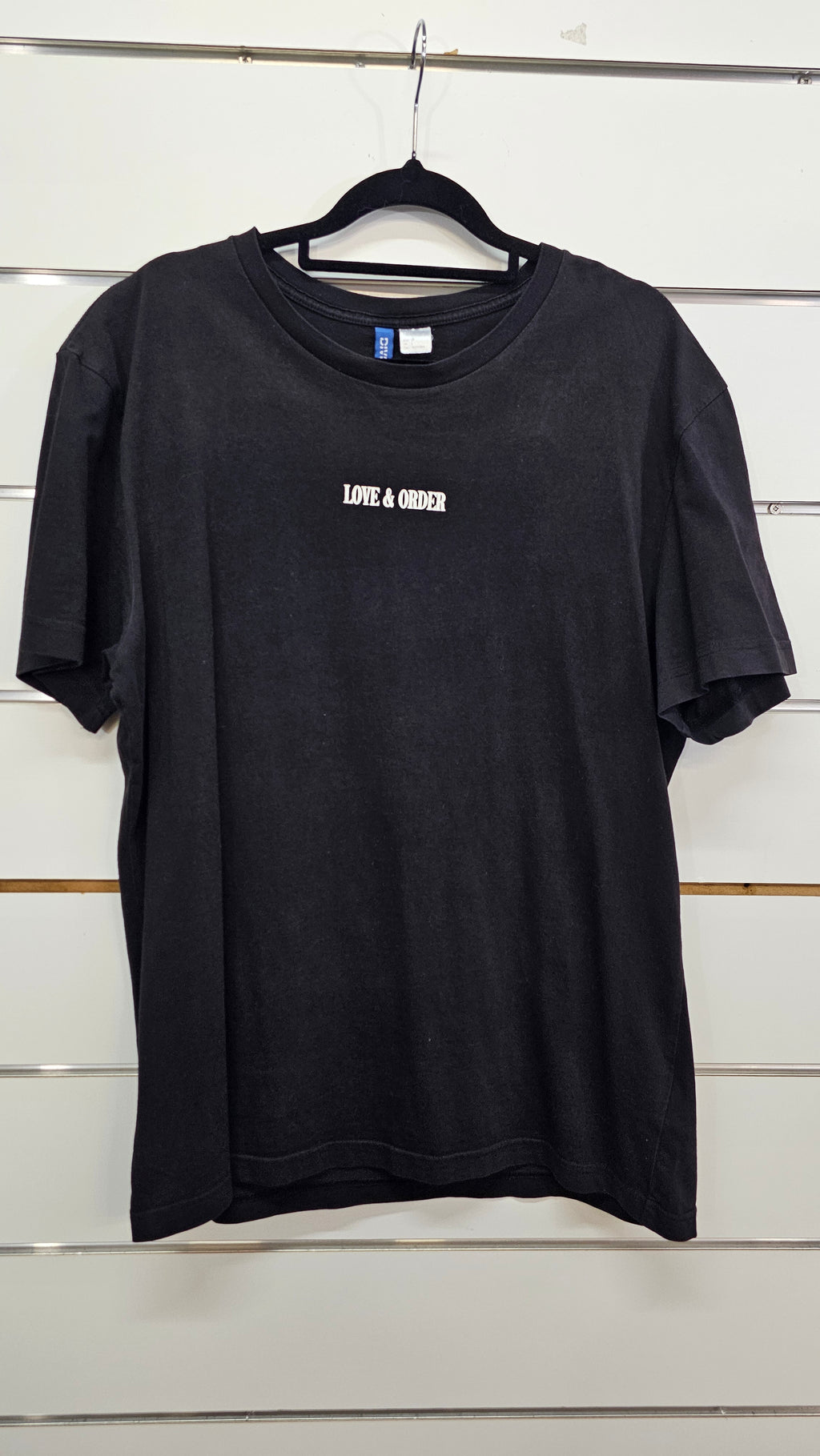 Black Divide graphic T-shirt -L