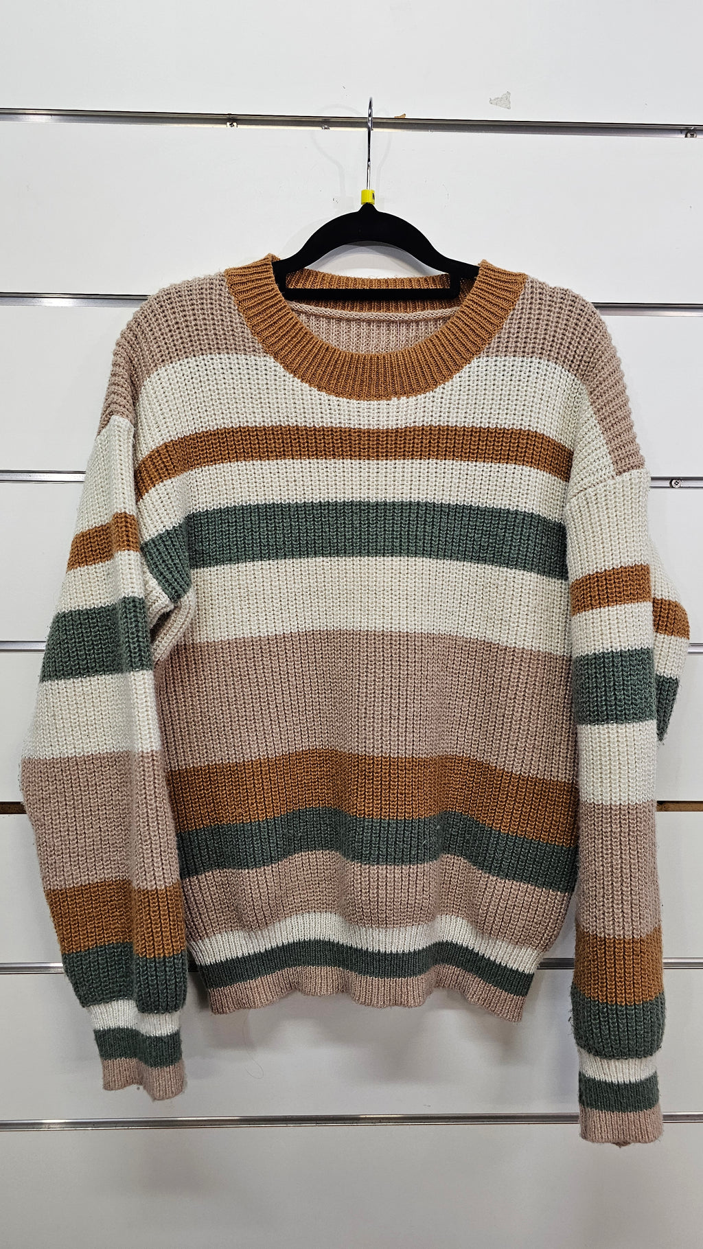 Beige/Green Knitted Jumper -M